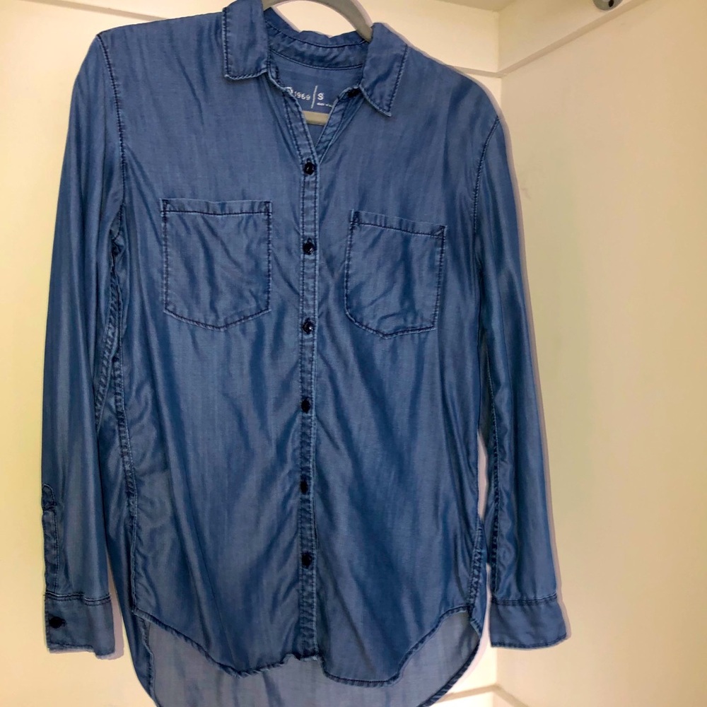 Gap Chambray Button Down Shirt - image 1